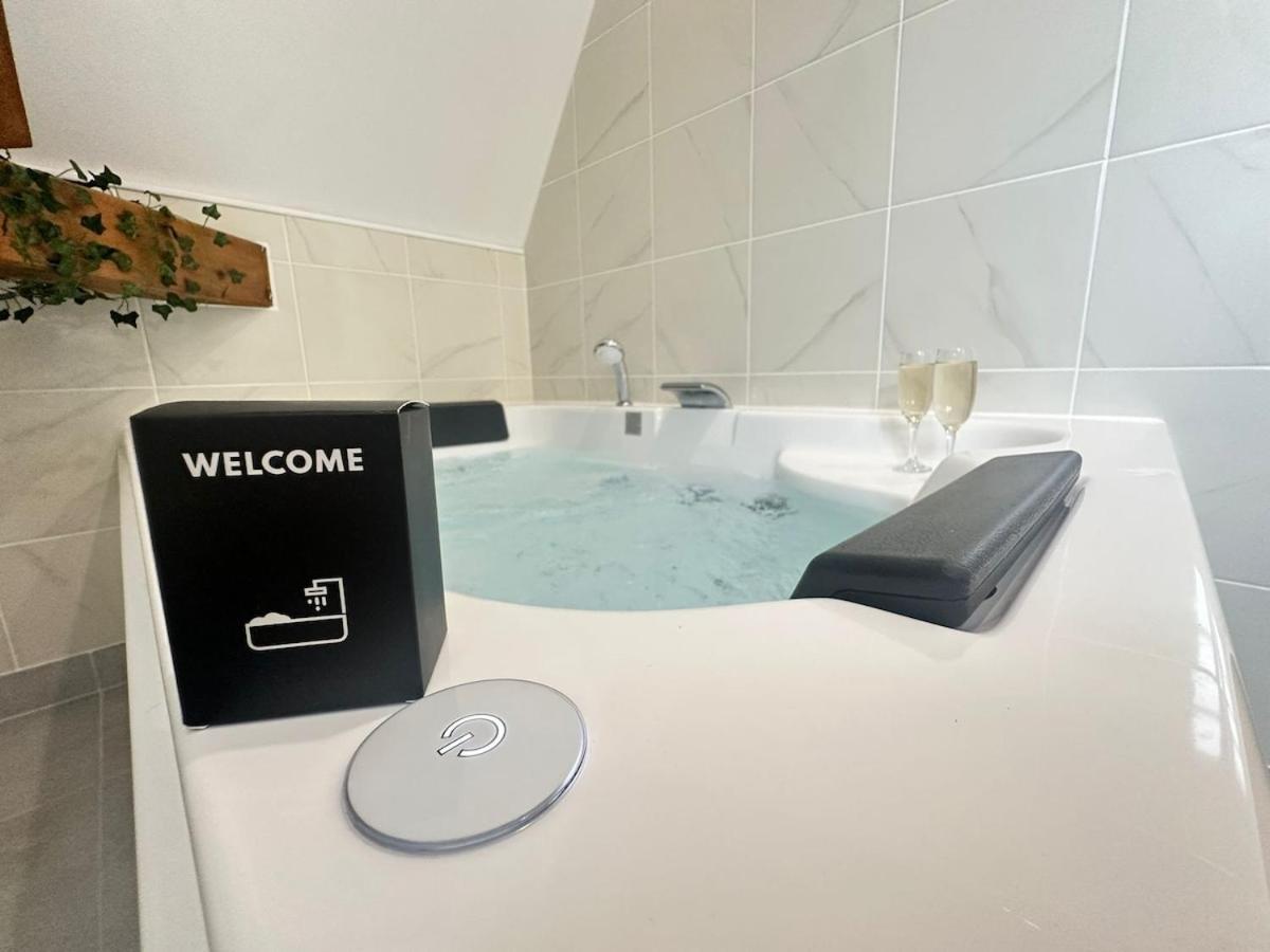 S Bayleved'Air Duplex Vue Chateau, Balneo Et Sauna Sedan Exterior foto